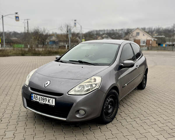 Сірий Рено Кліо, об'ємом двигуна 1.46 л та пробігом 237 тис. км за 4999 $, фото 6 на Automoto.ua