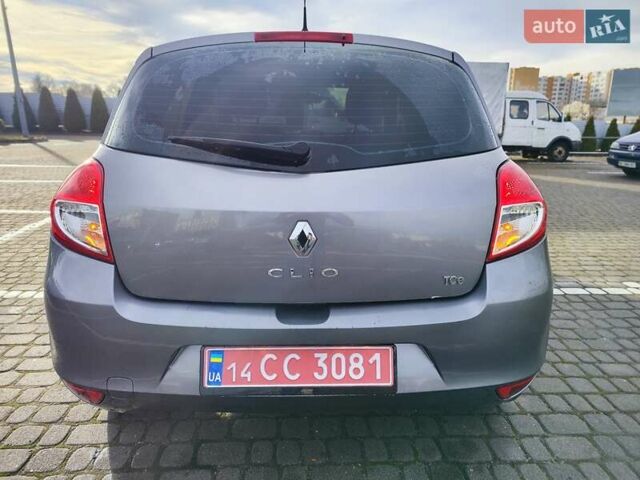 Сірий Рено Кліо, об'ємом двигуна 1.2 л та пробігом 160 тис. км за 4888 $, фото 33 на Automoto.ua