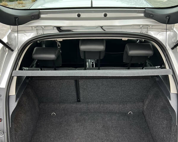 Серый Рено Клио, объемом двигателя 1.6 л и пробегом 143 тыс. км за 8500 $, фото 13 на Automoto.ua