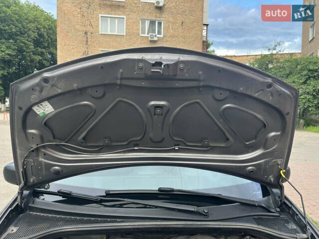 Сірий Рено Кліо, об'ємом двигуна 1.2 л та пробігом 117 тис. км за 5990 $, фото 25 на Automoto.ua
