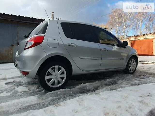 Сірий Рено Кліо, об'ємом двигуна 0 л та пробігом 190 тис. км за 5700 $, фото 4 на Automoto.ua