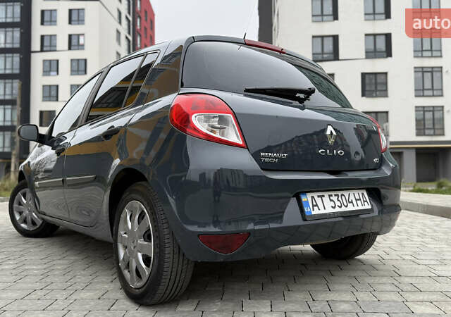 Серый Рено Клио, объемом двигателя 1.5 л и пробегом 243 тыс. км за 5650 $, фото 9 на Automoto.ua