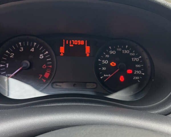 Сірий Рено Кліо, об'ємом двигуна 1.2 л та пробігом 117 тис. км за 5990 $, фото 19 на Automoto.ua