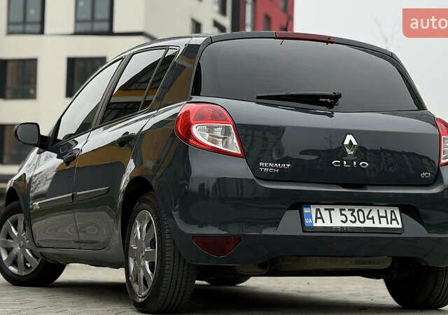 Серый Рено Клио, объемом двигателя 1.5 л и пробегом 243 тыс. км за 5650 $, фото 19 на Automoto.ua