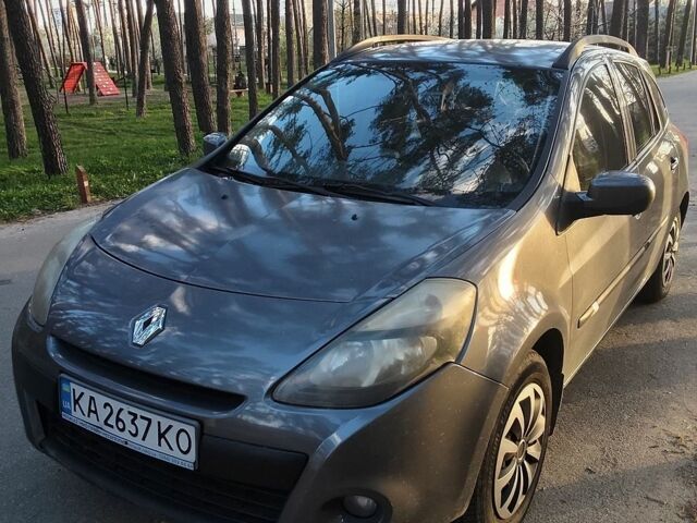 Серый Рено Клио, объемом двигателя 1.46 л и пробегом 330 тыс. км за 5500 $, фото 2 на Automoto.ua