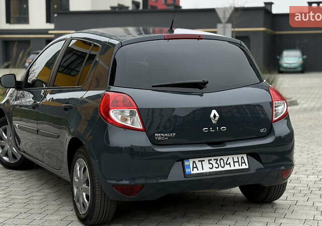 Серый Рено Клио, объемом двигателя 1.5 л и пробегом 243 тыс. км за 5650 $, фото 13 на Automoto.ua