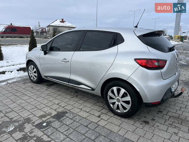 Серый Рено Клио, объемом двигателя 1.5 л и пробегом 310 тыс. км за 6800 $, фото 2 на Automoto.ua