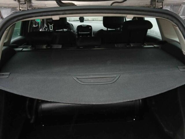 Серый Рено Клио, объемом двигателя 1.2 л и пробегом 25 тыс. км за 9600 $, фото 2 на Automoto.ua