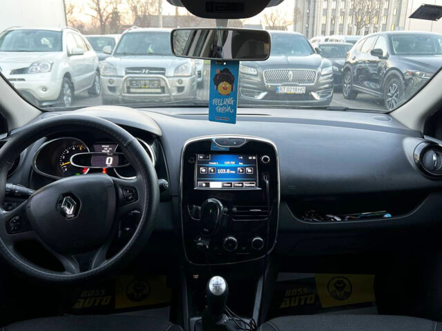 Серый Рено Клио, объемом двигателя 1.5 л и пробегом 180 тыс. км за 7700 $, фото 16 на Automoto.ua