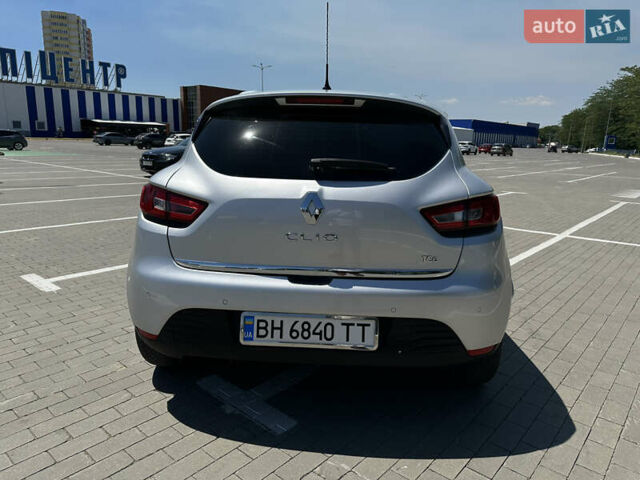 Сірий Рено Кліо, об'ємом двигуна 0.9 л та пробігом 248 тис. км за 6300 $, фото 5 на Automoto.ua