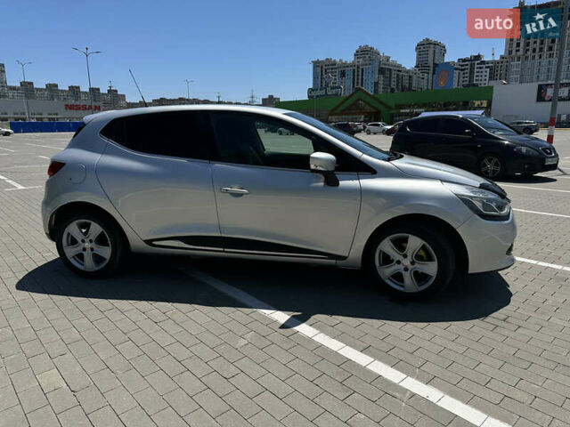 Сірий Рено Кліо, об'ємом двигуна 0.9 л та пробігом 248 тис. км за 6300 $, фото 3 на Automoto.ua