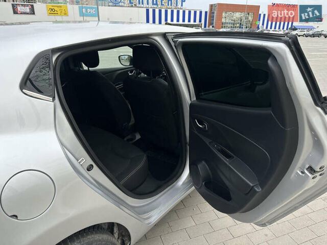 Сірий Рено Кліо, об'ємом двигуна 0.9 л та пробігом 248 тис. км за 6300 $, фото 13 на Automoto.ua