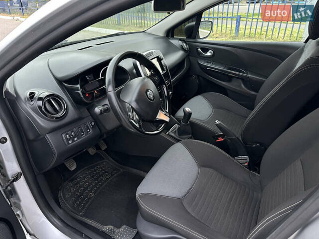 Сірий Рено Кліо, об'ємом двигуна 0.9 л та пробігом 248 тис. км за 6300 $, фото 8 на Automoto.ua