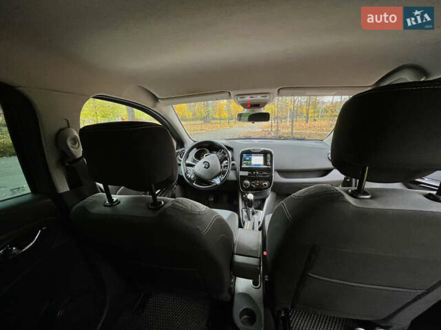 Рено Клио 2015 в Буче на Automoto.ua Серый Рено Клио, объемом двигателя 1.46 л и пробегом 218 тыс. км за 7700 $, фото 11 на Automoto.ua