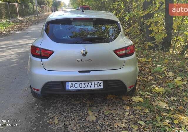 Сірий Рено Кліо, об'ємом двигуна 1.15 л та пробігом 239 тис. км за 9400 $, фото 6 на Automoto.ua