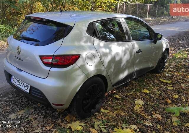 Сірий Рено Кліо, об'ємом двигуна 1.15 л та пробігом 239 тис. км за 9400 $, фото 3 на Automoto.ua