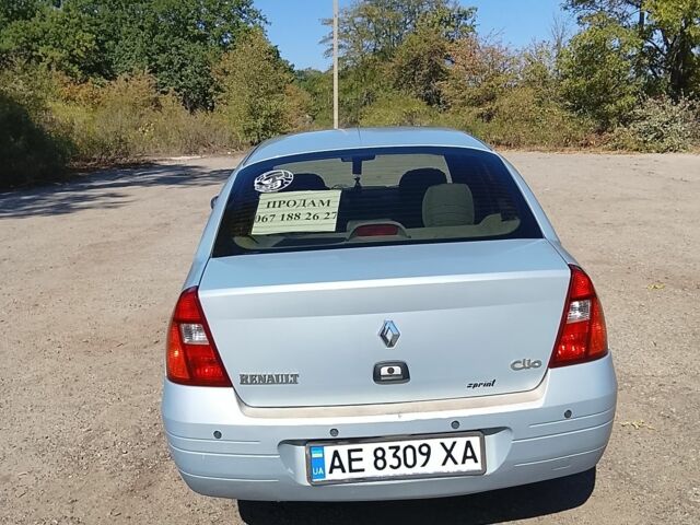 Серый Рено Клио, объемом двигателя 1.4 л и пробегом 150 тыс. км за 3000 $, фото 1 на Automoto.ua