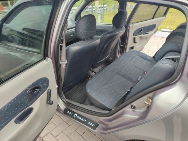 Серый Рено Клио, объемом двигателя 1.4 л и пробегом 250 тыс. км за 3100 $, фото 8 на Automoto.ua