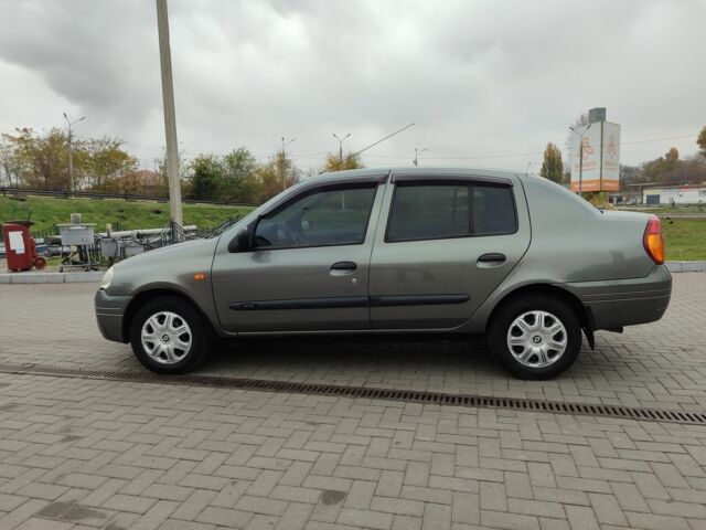 Серый Рено Клио, объемом двигателя 1.4 л и пробегом 250 тыс. км за 3100 $, фото 2 на Automoto.ua