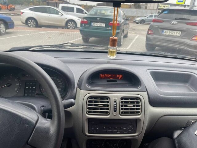 Рено Клио 2005 в Виннице на Automoto.ua Серый Рено Клио, объемом двигателя 1.4 л и пробегом 150 тыс. км за 3400 $, фото 4 на Automoto.ua