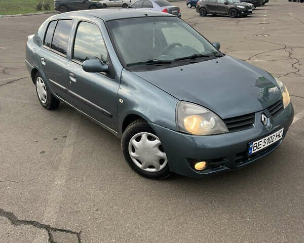 Серый Рено Клио, объемом двигателя 1.39 л и пробегом 300 тыс. км за 2900 $, фото 1 на Automoto.ua