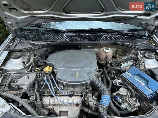 Сірий Рено Кліо, об'ємом двигуна 1.4 л та пробігом 237 тис. км за 2800 $, фото 6 на Automoto.ua