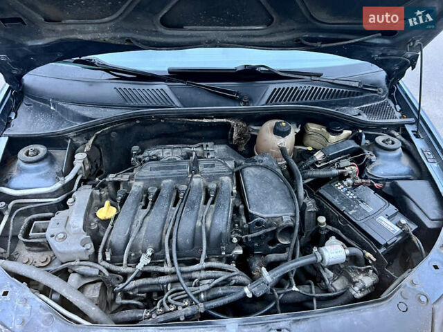 Серый Рено Клио, объемом двигателя 1.39 л и пробегом 303 тыс. км за 2900 $, фото 15 на Automoto.ua