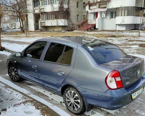 Серый Рено Клио, объемом двигателя 1.4 л и пробегом 215 тыс. км за 4000 $, фото 2 на Automoto.ua