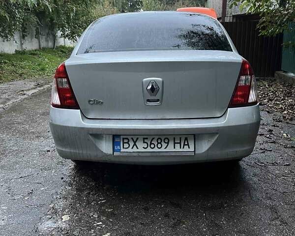 Сірий Рено Кліо, об'ємом двигуна 1.4 л та пробігом 237 тис. км за 2800 $, фото 1 на Automoto.ua