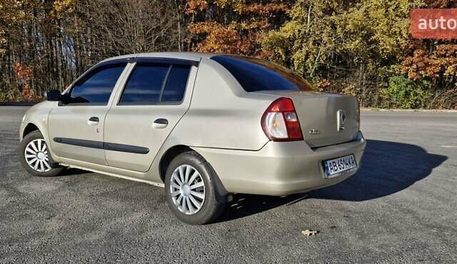 Серый Рено Клио, объемом двигателя 1.39 л и пробегом 142 тыс. км за 3150 $, фото 1 на Automoto.ua