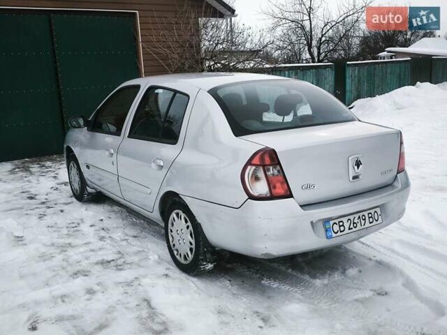 Серый Рено Клио, объемом двигателя 1.39 л и пробегом 240 тыс. км за 3000 $, фото 4 на Automoto.ua