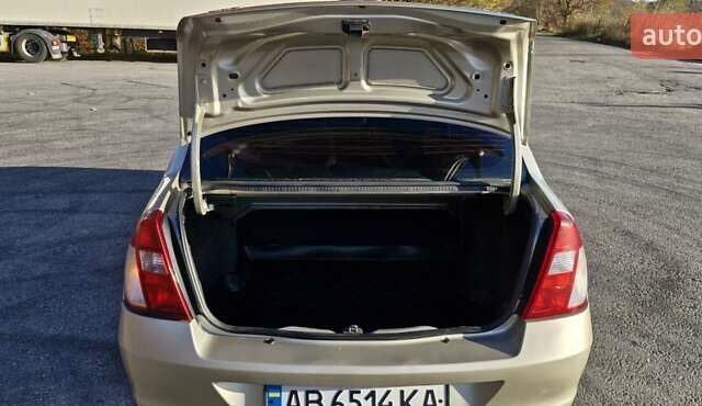 Серый Рено Клио, объемом двигателя 1.39 л и пробегом 142 тыс. км за 3150 $, фото 7 на Automoto.ua