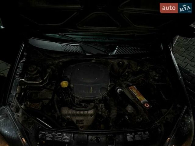 Сірий Рено Кліо, об'ємом двигуна 1.4 л та пробігом 291 тис. км за 2870 $, фото 50 на Automoto.ua