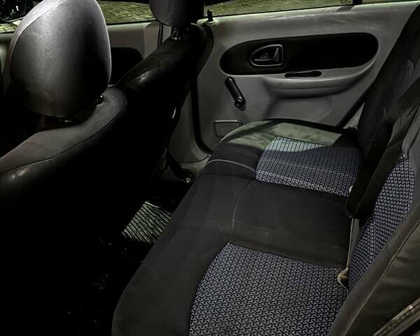 Сірий Рено Кліо, об'ємом двигуна 1.4 л та пробігом 291 тис. км за 2870 $, фото 45 на Automoto.ua