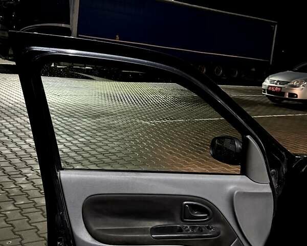 Сірий Рено Кліо, об'ємом двигуна 1.4 л та пробігом 291 тис. км за 2870 $, фото 56 на Automoto.ua