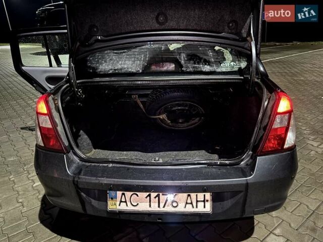 Сірий Рено Кліо, об'ємом двигуна 1.4 л та пробігом 291 тис. км за 2870 $, фото 55 на Automoto.ua