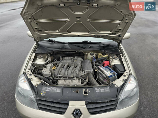 Серый Рено Клио, объемом двигателя 1.4 л и пробегом 127 тыс. км за 4900 $, фото 28 на Automoto.ua