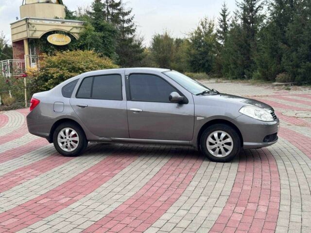 Серый Рено Клио, объемом двигателя 1.4 л и пробегом 131 тыс. км за 3350 $, фото 6 на Automoto.ua