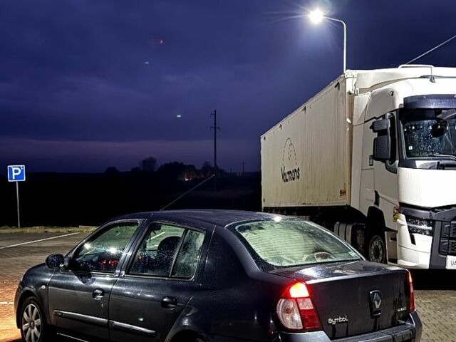 Серый Рено Клио, объемом двигателя 1.4 л и пробегом 291 тыс. км за 2870 $, фото 2 на Automoto.ua