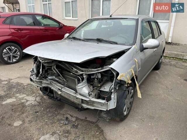 Серый Рено Клио, объемом двигателя 1.39 л и пробегом 168 тыс. км за 2500 $, фото 1 на Automoto.ua