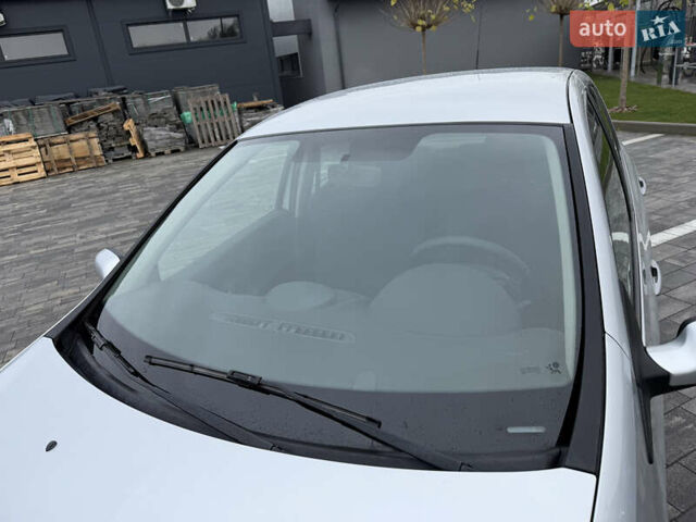 Сірий Рено Кліо, об'ємом двигуна 1.6 л та пробігом 102 тис. км за 7200 $, фото 36 на Automoto.ua