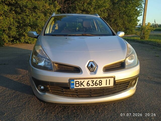 Сірий Рено Кліо, об'ємом двигуна 1.2 л та пробігом 190 тис. км за 4385 $, фото 2 на Automoto.ua
