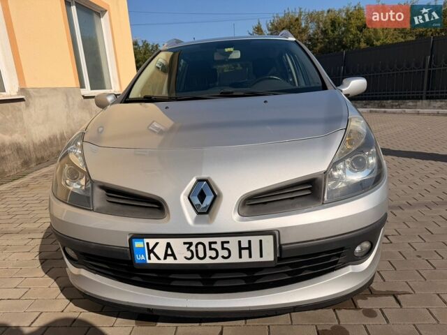 Серый Рено Клио, объемом двигателя 1.6 л и пробегом 152 тыс. км за 6700 $, фото 7 на Automoto.ua