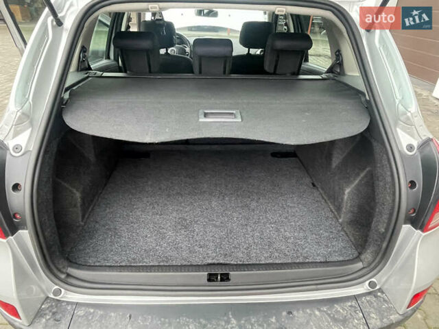 Серый Рено Клио, объемом двигателя 1.2 л и пробегом 225 тыс. км за 4999 $, фото 15 на Automoto.ua