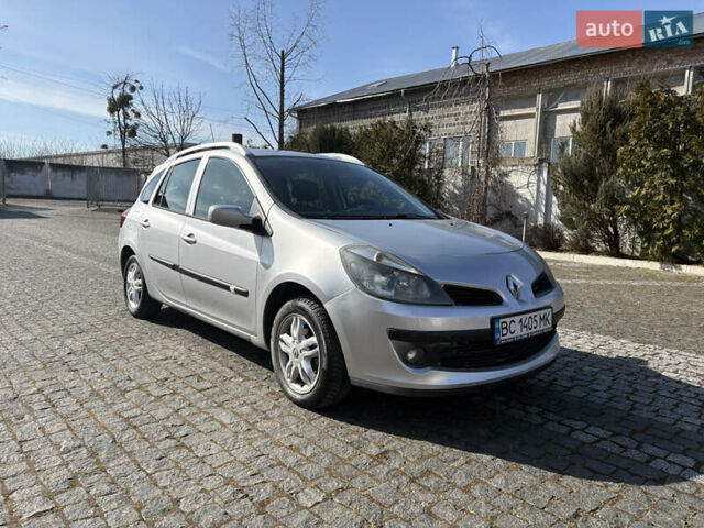 Серый Рено Клио, объемом двигателя 1.15 л и пробегом 286 тыс. км за 4499 $, фото 10 на Automoto.ua