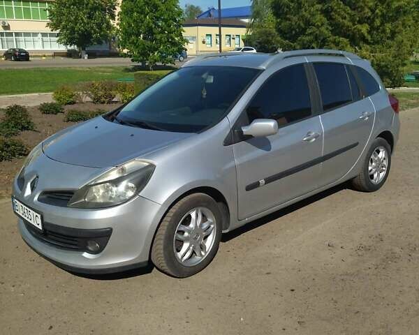 Сірий Рено Кліо, об'ємом двигуна 1.2 л та пробігом 177 тис. км за 5600 $, фото 4 на Automoto.ua