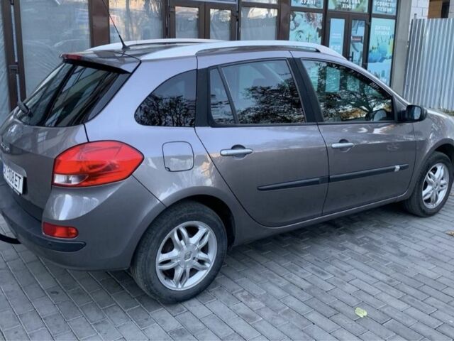 Серый Рено Клио, объемом двигателя 1.2 л и пробегом 239 тыс. км за 4300 $, фото 2 на Automoto.ua