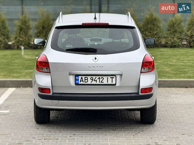 Сірий Рено Кліо, об'ємом двигуна 1.2 л та пробігом 241 тис. км за 5200 $, фото 7 на Automoto.ua