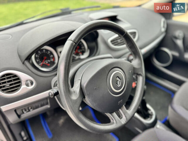 Сірий Рено Кліо, об'ємом двигуна 1.2 л та пробігом 241 тис. км за 5200 $, фото 15 на Automoto.ua