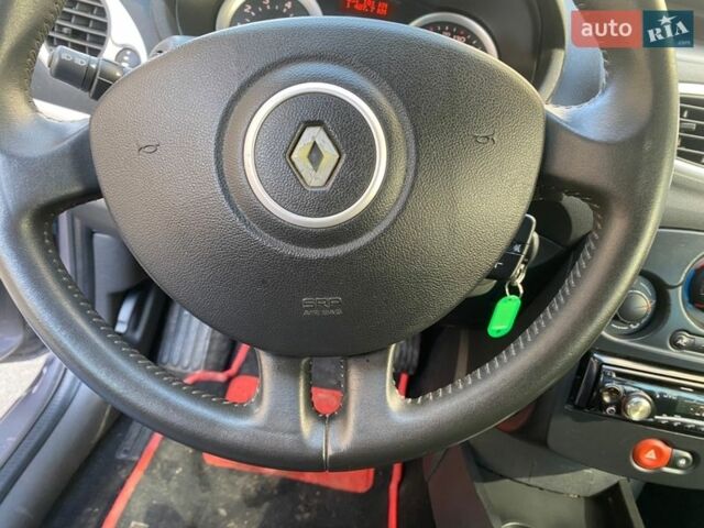 Серый Рено Клио, объемом двигателя 1.2 л и пробегом 231 тыс. км за 4650 $, фото 10 на Automoto.ua